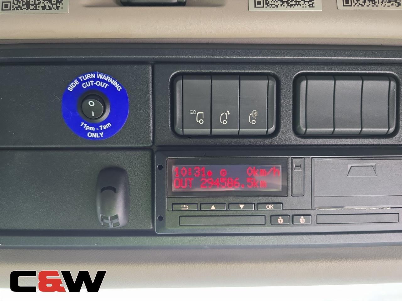 Vehicle image 38
